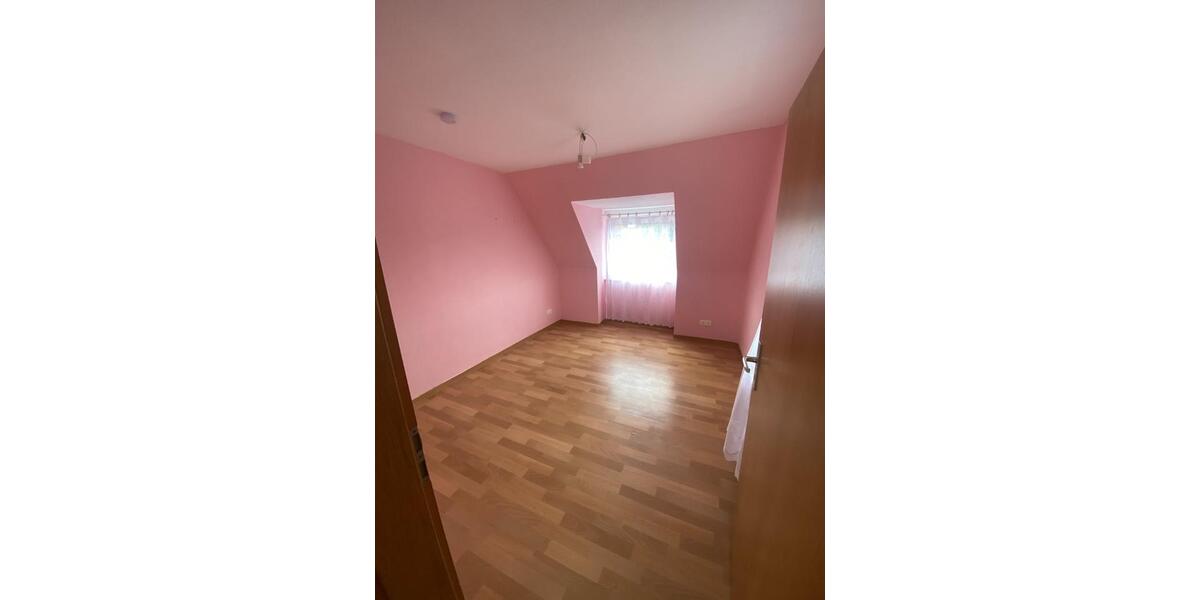 Dachgeschoßwohnung Witzenhausen Blickershausen - 3 Zimmer, 53 m&sup2;, 240&euro; | Angebot:25900743