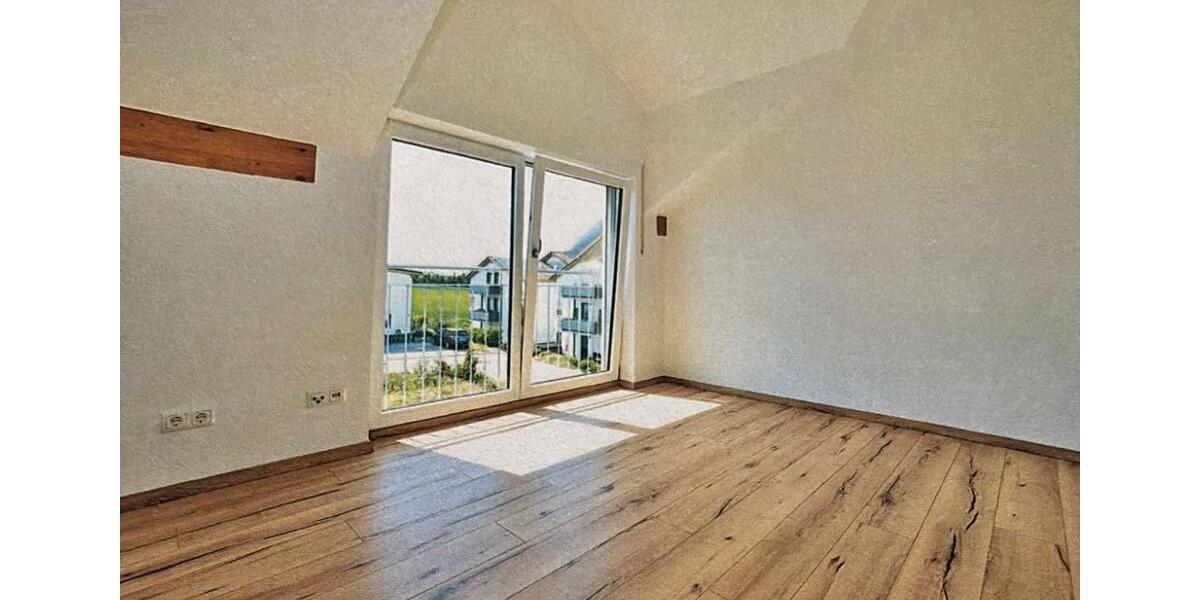 Reihenhaus Straßkirchen - 5 Zimmer, 147 m&sup2;, 1.200&euro; | Angebot:26021986