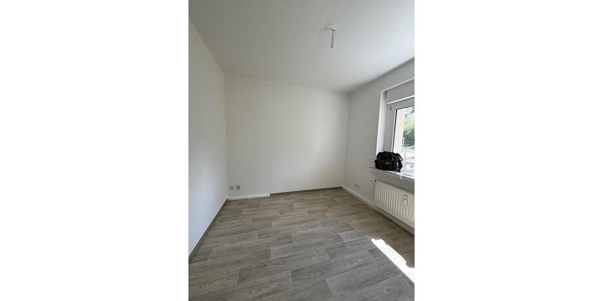 Erdgeschoßwohnung Zeitz - 2 Zimmer, 51 m&sup2;, 333&euro; | Angebot:24506397