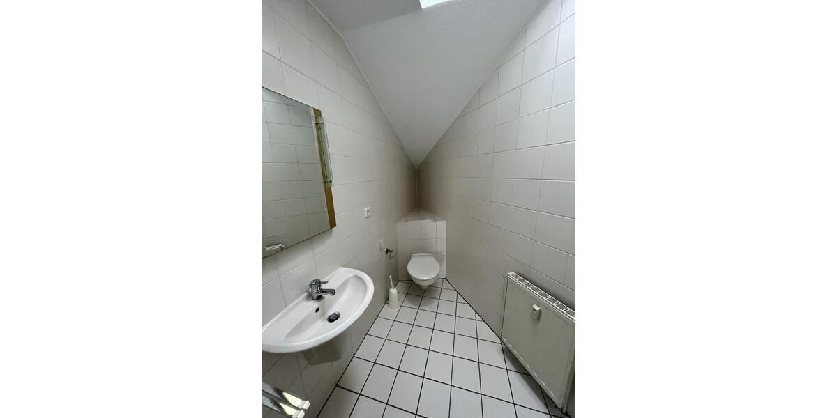 Etagenwohnung Mittweida - 5 Zimmer, 120 m&sup2;, 815&euro; | Angebot:26267934