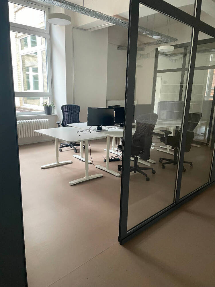 Modern Independent Office Space in Berlin Mitte - All-in-Miete