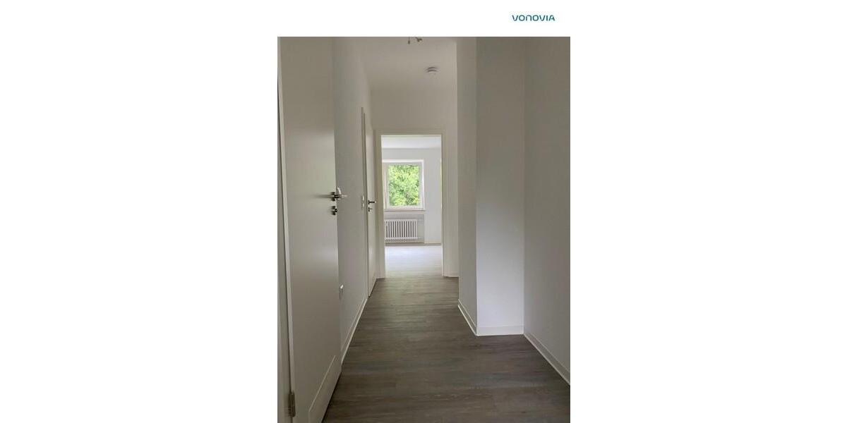 Erdgeschoßwohnung Essen Stadtbezirk VI - 3.5 Zimmer, 66 m&sup2;, 689&euro; | Angebot:26648411