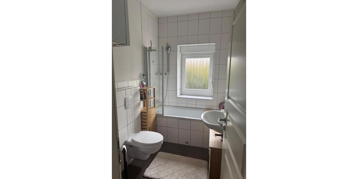 Erdgeschoßwohnung Homburg - 3 Zimmer, 80 m&sup2;, 790&euro; | Angebot:25962022