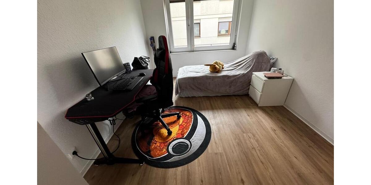 Etagenwohnung Mannheim Käfertal - 3 Zimmer, 100 m&sup2;, 1.702&euro; | Angebot:26535907