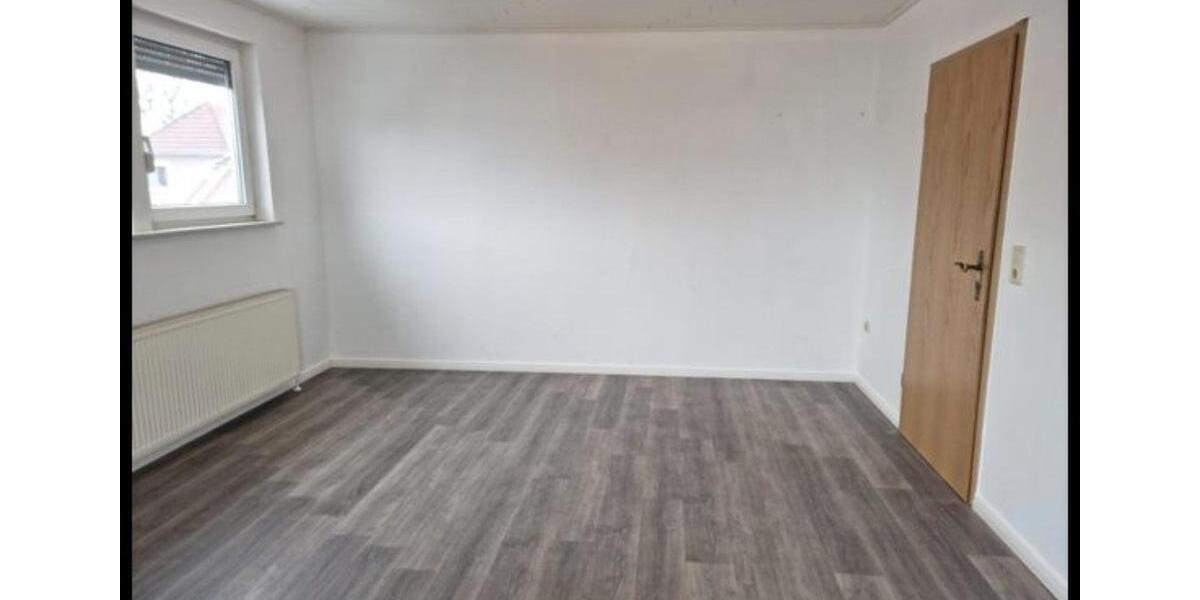 Etagenwohnung Saterland - 3 Zimmer, 100 m&sup2;, 800&euro; | Angebot:26450240