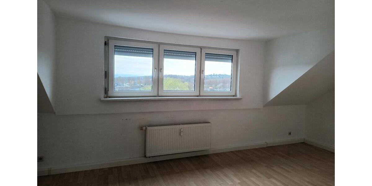 Dachgeschoßwohnung Höhr-Grenzhausen Grenzhausen - 3 Zimmer, 72 m&sup2;, 500&euro; | Angebot:25983304