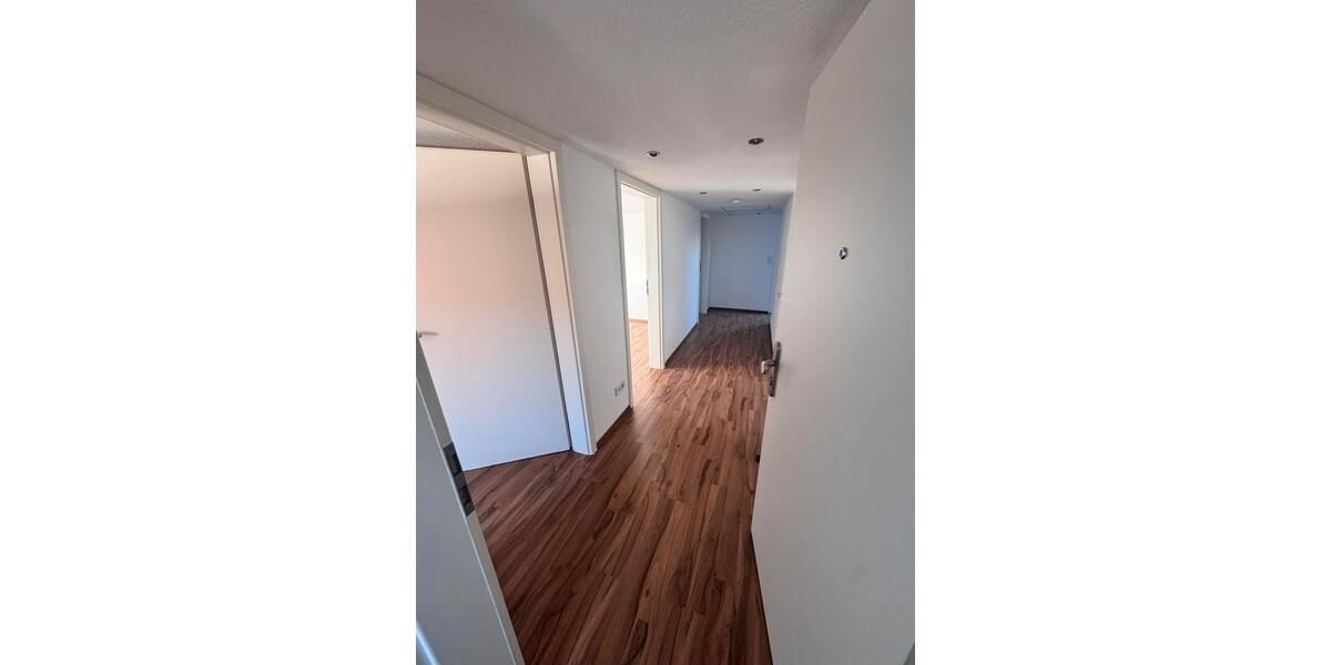 Dachgeschoßwohnung Karlstein am Main - 3 Zimmer, 65 m&sup2;, 850&euro; | Angebot:25364501