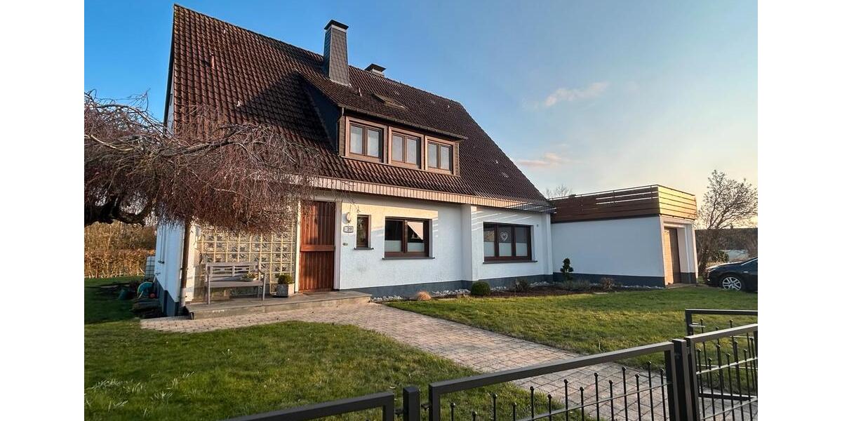 Etagenwohnung Altena - 3 Zimmer, 93 m&sup2;, 800&euro; | Angebot:26705002