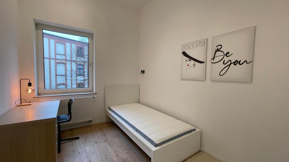 Wohnen auf Zeit Düsseldorf Stadtbezirk 3 - 16 Zimmer, 76 m&sup2;, 650&euro; | Angebot:26621103