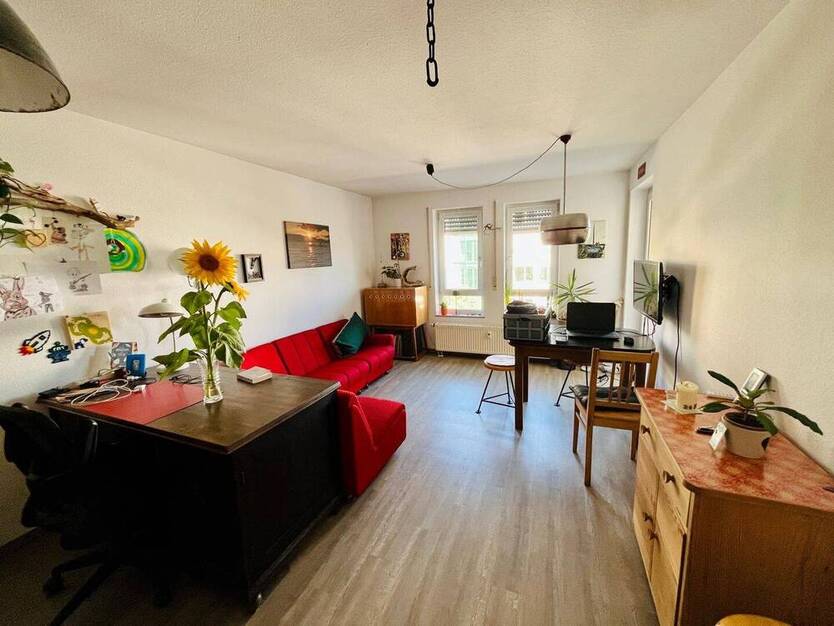 Charmante 3-Zimmer-Wohnung mit Balkon in Connewitz