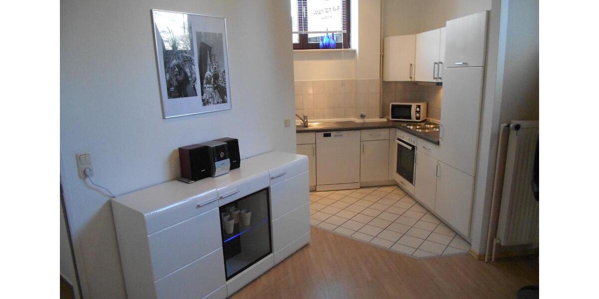 Etagenwohnung Neumünster - 2 Zimmer, 65 m&sup2;, 900&euro; | Angebot:23689350