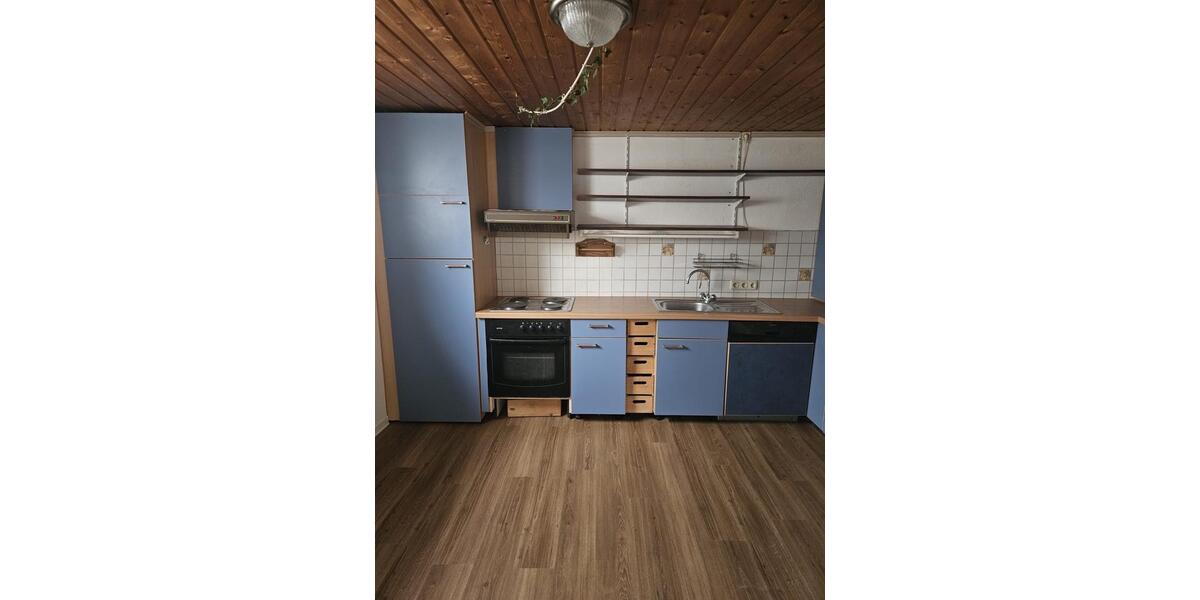 Frisch renovierte 1-Zimmer-Souterrainwohnung in Göggingen – sofort einziehen! 1 zimmer