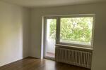 Sanierte und renovierte 1-Zimmer-Wohnung mit Balkon zimmer