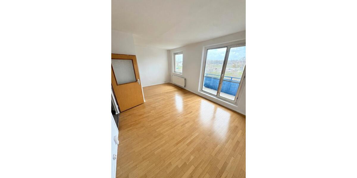 Etagenwohnung Schönebeck (Elbe) - 2 Zimmer, 47 m&sup2;, 300&euro; | Angebot:25976707