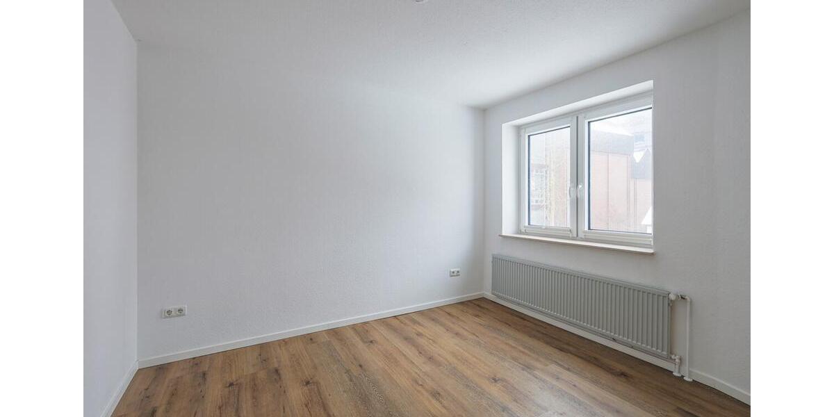 Maisonettenwohnung Jever - 4 Zimmer, 151 m&sup2;, 1.250&euro; | Angebot:25567927