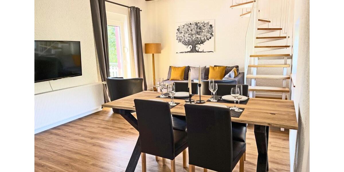 3 ZKB Maisonette Wohnung mit großem Balkon und 2 Bädern in Wolf 3 zimmer