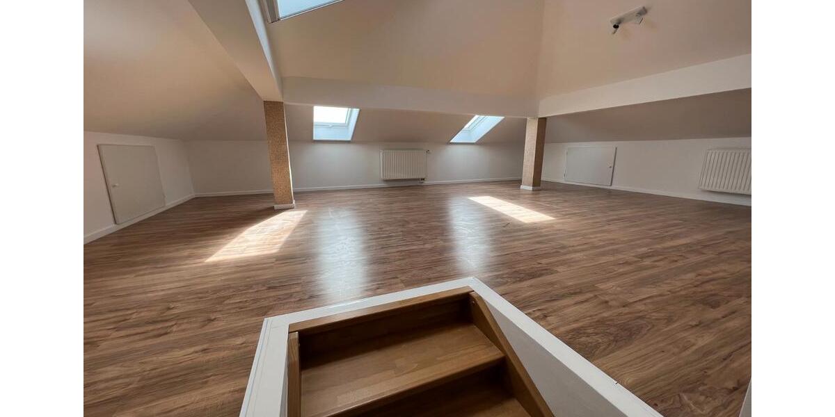 Etagenwohnung Velpke - 4.5 Zimmer, 147 m&sup2;, 1.240&euro; | Angebot:26406029