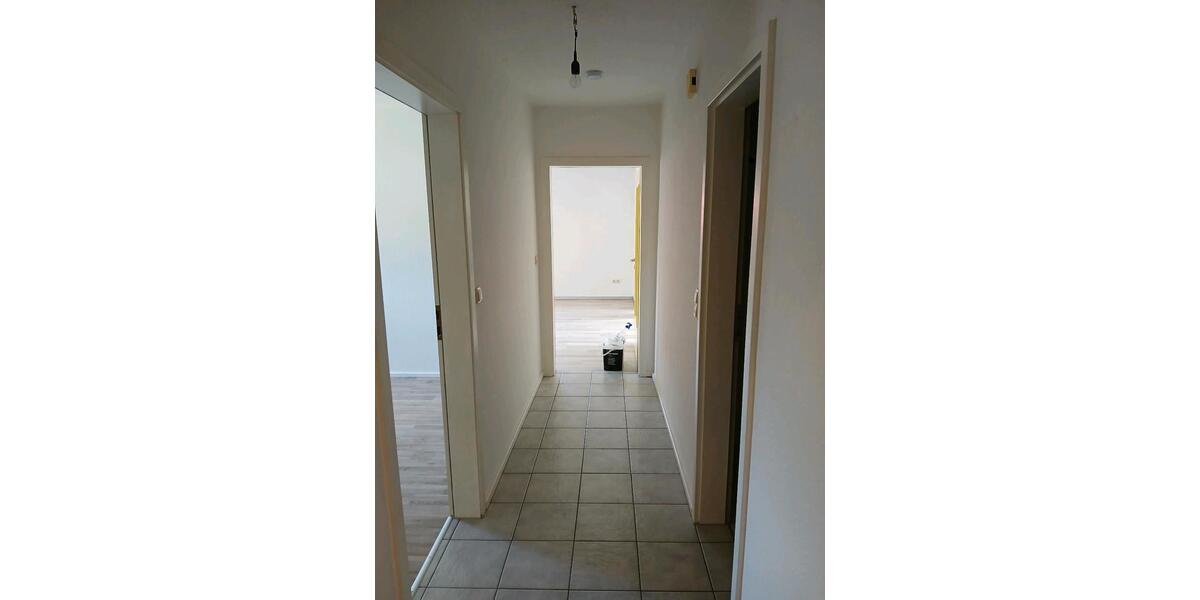 Dachgeschoßwohnung Hohenroth - 2.5 Zimmer, 98 m&sup2;, 620&euro; | Angebot:26515790