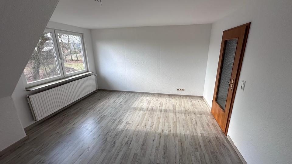 Dachgeschoßwohnung Geestland - 3 Zimmer, 110 m&sup2;, 690&euro; | Angebot:26039704