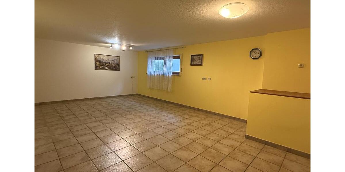 Einfamilienhaus Nürnberg Holzheim - 6 Zimmer, 200 m&sup2;, 2.200&euro; | Angebot:24715191