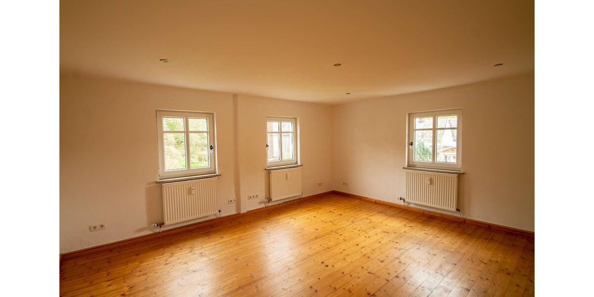 Einfamilienhaus Rehau - 4 Zimmer, 105 m&sup2;, 680&euro; | Angebot:26265862