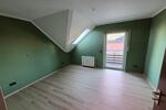 Dachgeschoßwohnung Lage - 3 Zimmer, 108 m&sup2;, 750&euro; | Angebot:26481181