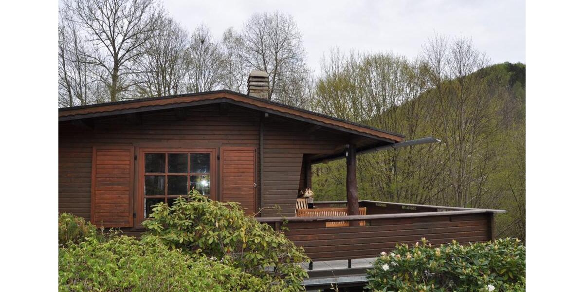 Harz Ferienhaus Blockhaus 6 Pers +Hund 2 Kamine gr Grundst. süd H 4 zimmer