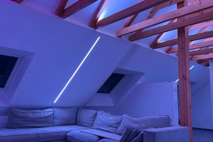 Schöne und helle Dachgeschosswohnung im City !!!( Erstbezug ) 1 zimmer