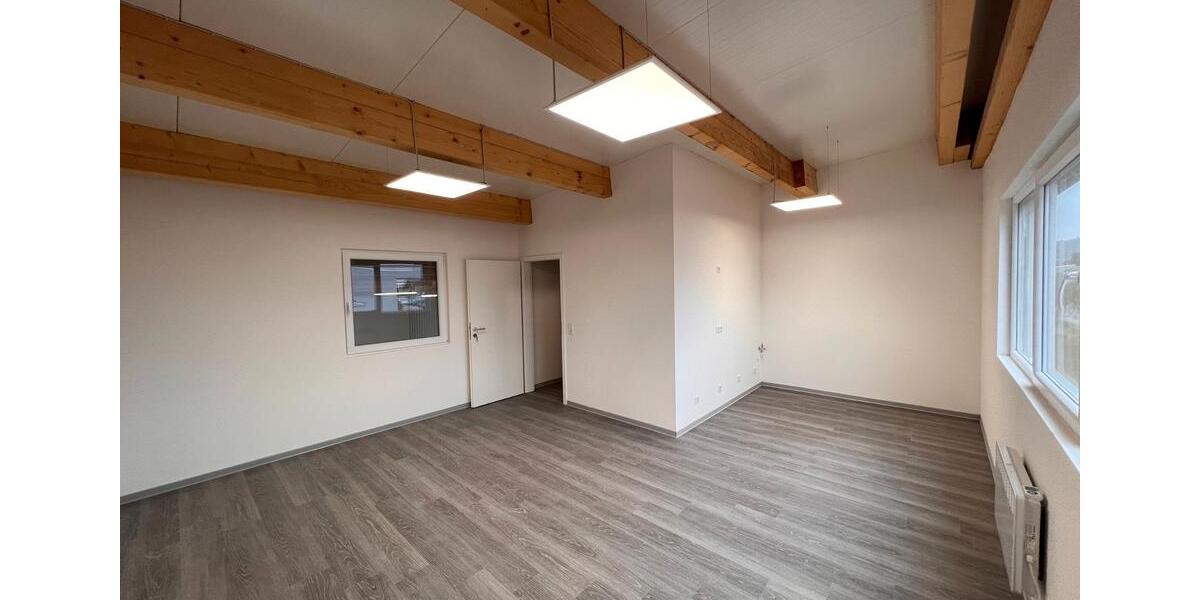 Gewerbeobjekt Großmehring - 1.350&euro; | Angebot:26274344