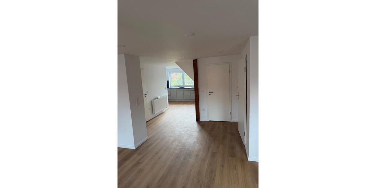 Maisonettenwohnung Emden - 2 Zimmer, 75 m&sup2;, 800&euro; | Angebot:26645777
