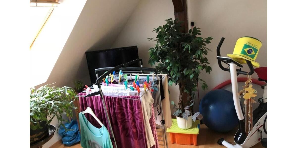 Dachgeschoßwohnung Köthen (Anhalt) - 2 Zimmer, 80 m&sup2;, 560&euro; | Angebot:24803343