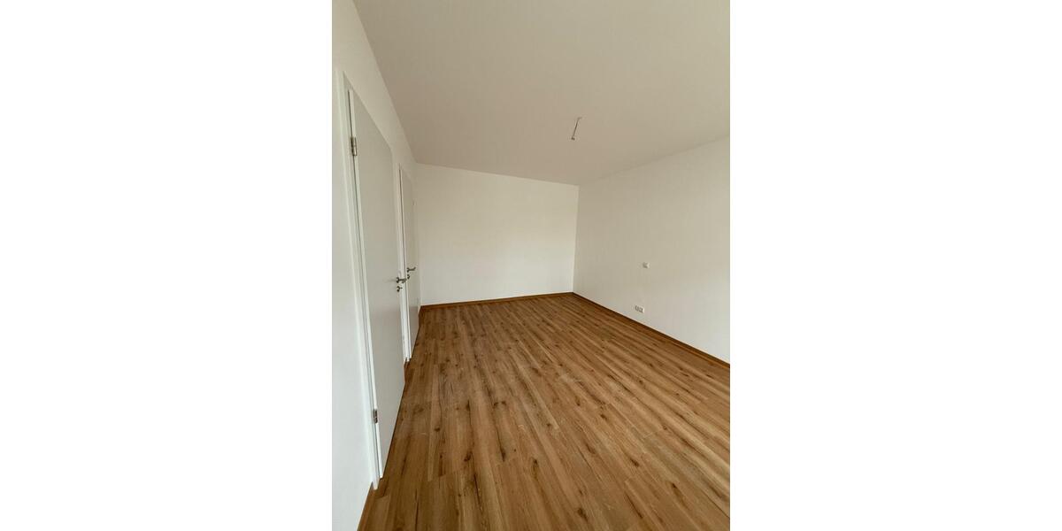 Etagenwohnung Waldsassen - 2 Zimmer, 69 m&sup2;, 760&euro; | Angebot:26348408