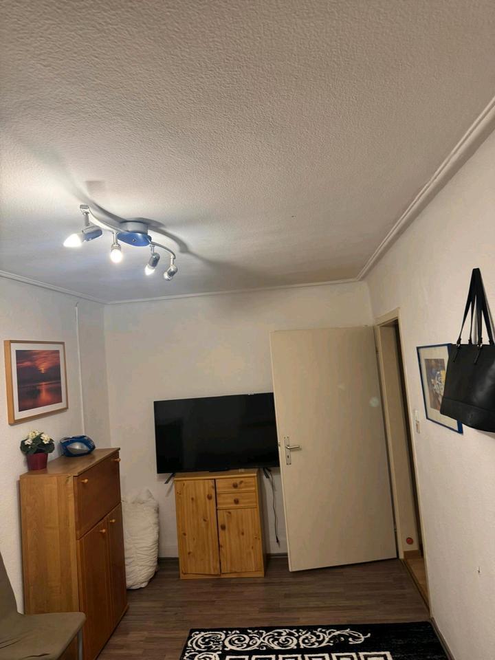 WG Zimmer NUR FÜR FRAU