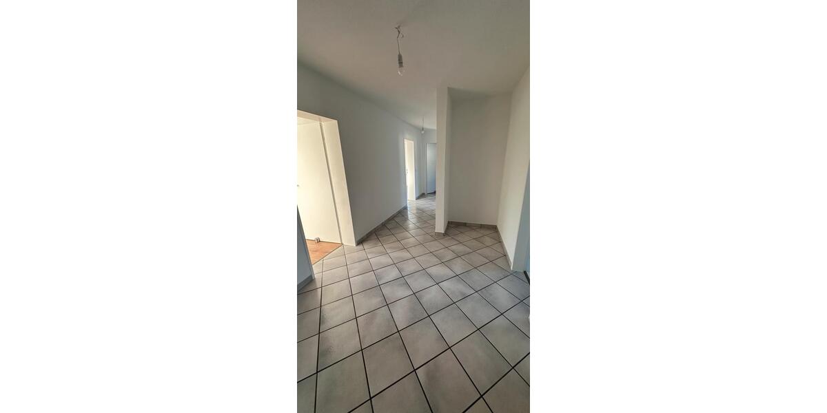 Dachgeschoßwohnung Eltville am Rhein Erbach - 3 Zimmer, 90 m&sup2;, 1.150&euro; | Angebot:26554702