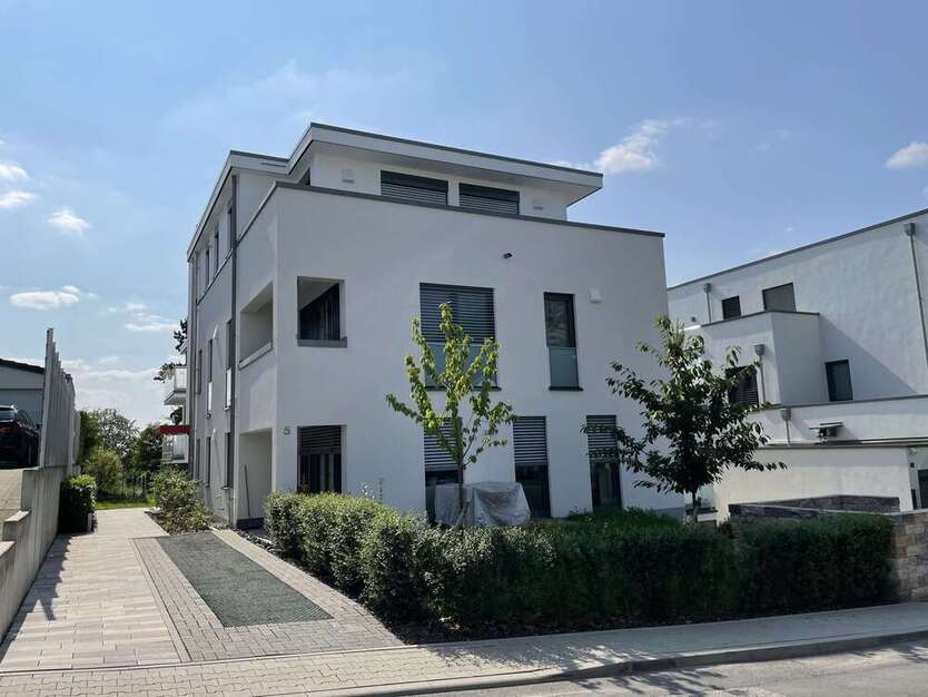 Wohnung zum Mieten in Wiesbaden 3.300 € 207 m²