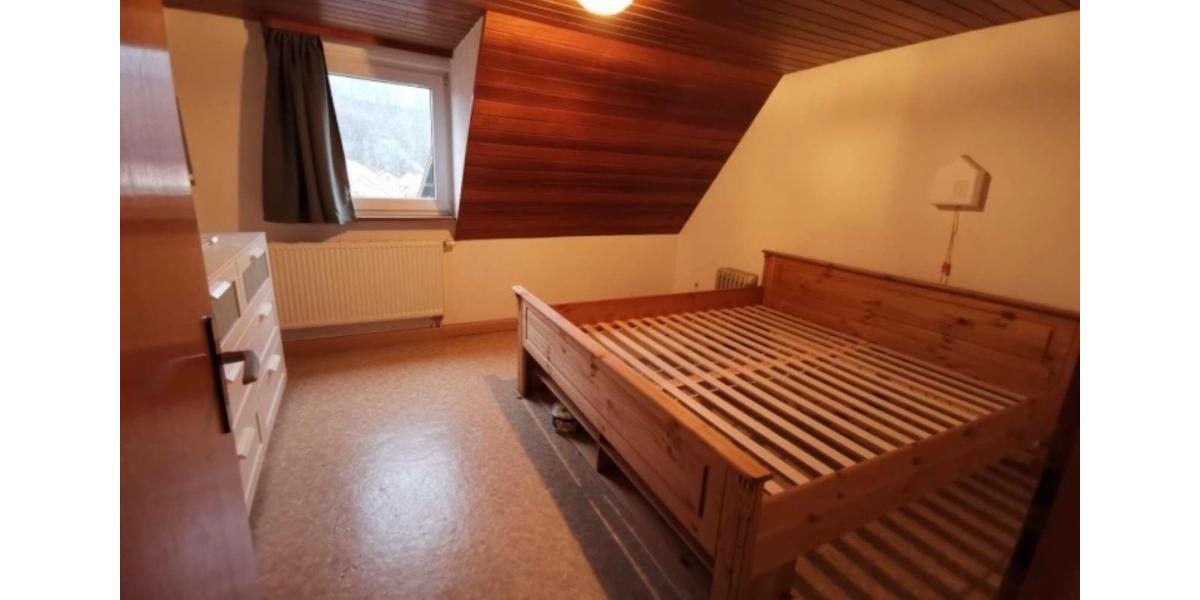 Dachgeschoßwohnung Partenstein - 4 Zimmer, 60 m&sup2;, 450&euro; | Angebot:25393400