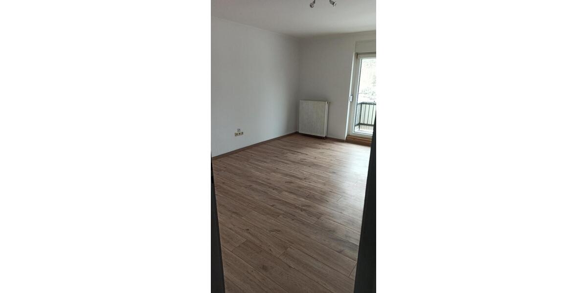Erdgeschoßwohnung Stendal - 3 Zimmer, 60 m&sup2;, 350&euro; | Angebot:25026216