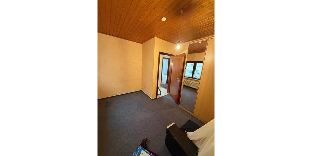 Erdgeschoßwohnung Heinsberg - 7.5 Zimmer, 135 m&sup2;, 800&euro; | Angebot:26223870