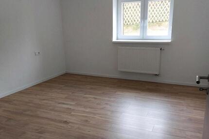 Wohnung Nohfelden - 3 Zimmer, 105 m&sup2;, 900&euro; | Angebot:25048100