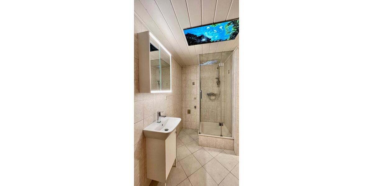 Etagenwohnung Hohenstein-Ernstthal Ernstthal - 2 Zimmer, 65 m&sup2;, 310&euro; | Angebot:26122953