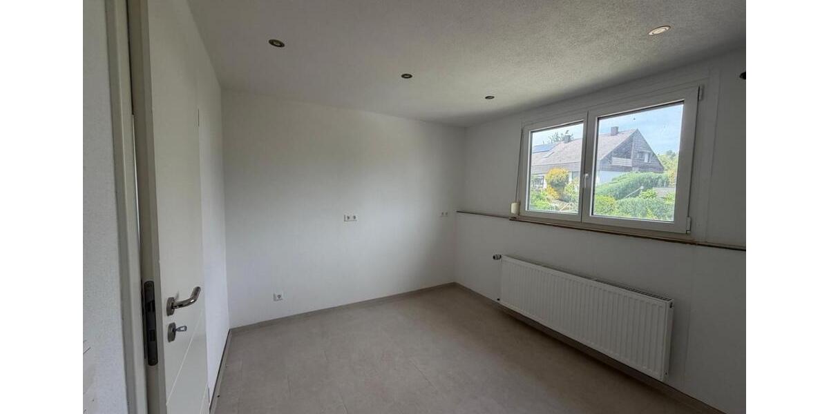 Etagenwohnung Niefern-Öschelbronn Öschelbronn - 4.5 Zimmer, 106 m&sup2;, 1.490&euro; | Angebot:26526431