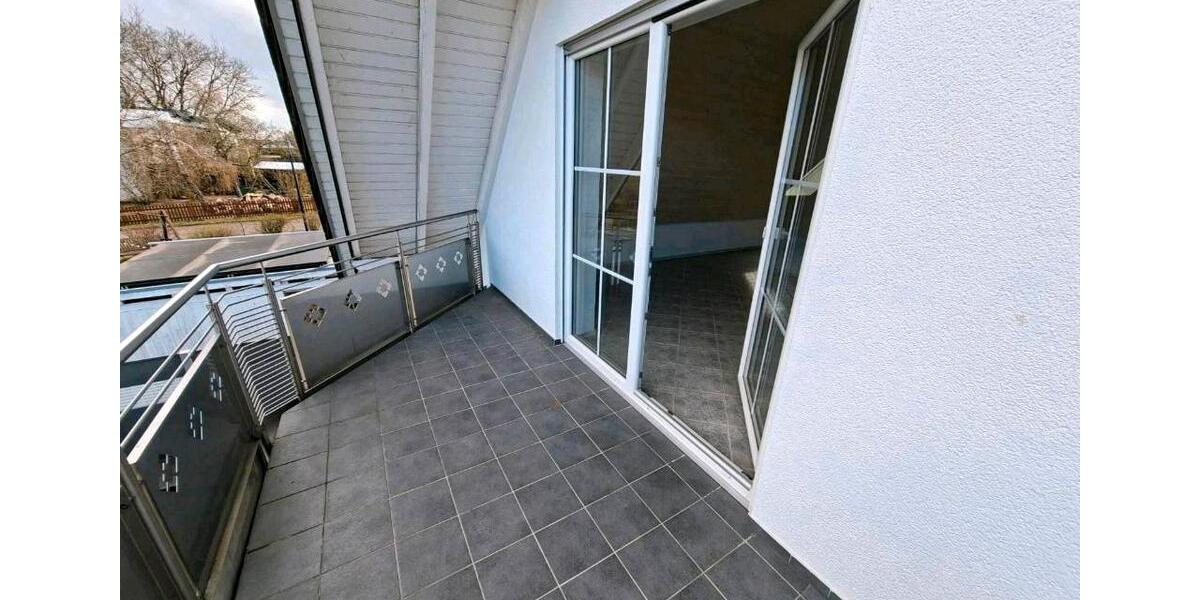 Dachgeschoßwohnung Wettenberg - 3 Zimmer, 80 m&sup2;, 1.000&euro; | Angebot:26525589