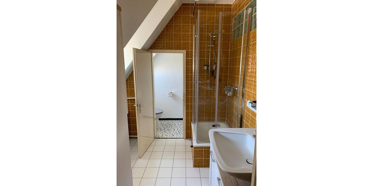 Dachgeschoßwohnung Feuchtwangen - 3 Zimmer, 70 m&sup2;, 590&euro; | Angebot:25852648