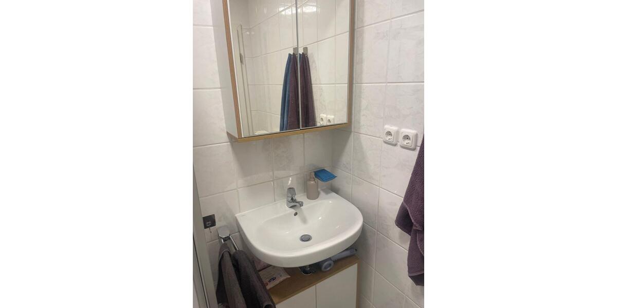 Dachgeschoßwohnung Bucha - 1 Zimmer, 29 m&sup2;, 469&euro; | Angebot:26182943