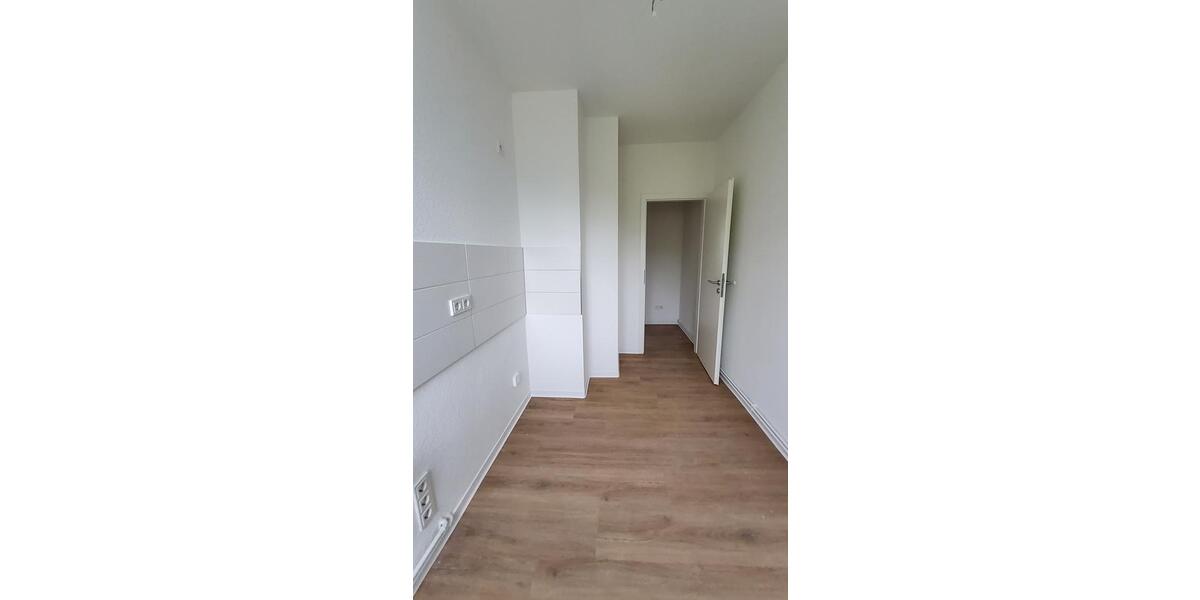 Etagenwohnung Genthin - 2 Zimmer, 49 m&sup2;, 345&euro; | Angebot:26562994