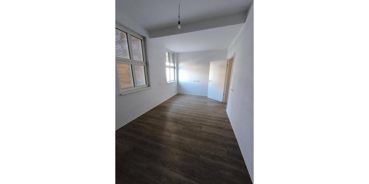 Erdgeschoßwohnung Burg - 2 Zimmer, 97 m&sup2;, 875&euro; | Angebot:20971040
