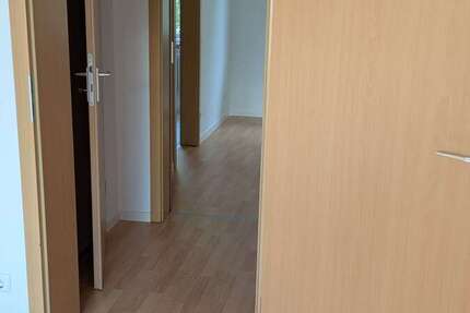 Wohnung Oberhausen - 3 Zimmer, 60 m&sup2;, 397&euro; | Angebot:27255299