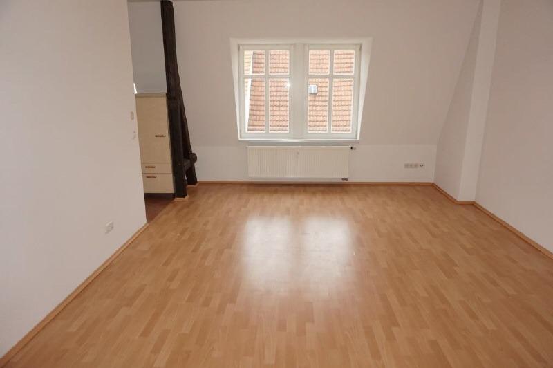 Dachgeschoßwohnung Pirna - 2 Zimmer, 57 m&sup2;, 460&euro; | Angebot:26533116