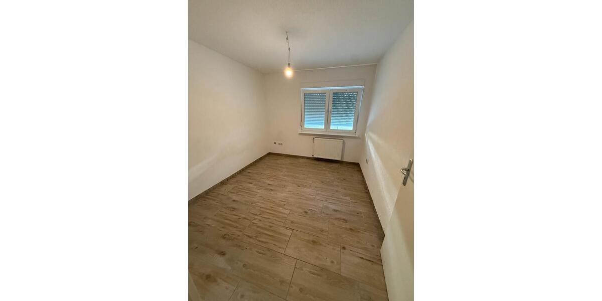 Etagenwohnung Bad Berleburg - 4 Zimmer, 84 m&sup2;, 800&euro; | Angebot:26706015