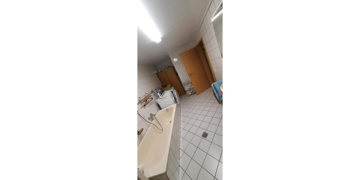 Erdgeschoßwohnung Wächtersbach - 3 Zimmer, 82 m&sup2;, 750&euro; | Angebot:26454160